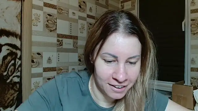 Snapshot of TherestlessKitty chatting on April 20, 2026, 10:33 pm TherestlessKitty online show from April 20, 2026, 10:33 pm