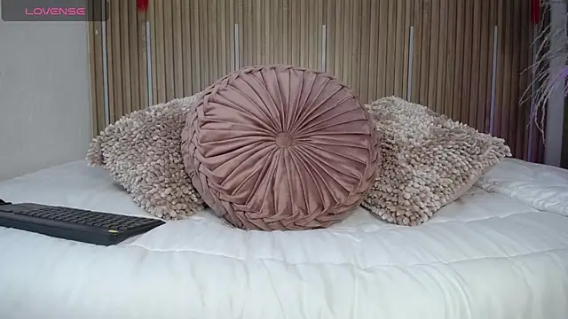 Tayzon Foxxx online show from March 25, 2026, 8:26 pm