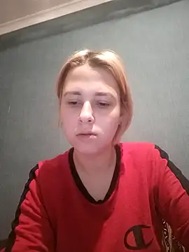 Snapshot of Gussie_Bridie chatting on December 12, 2024, 2:55 pm Gussie Bridie online show from December 12, 2024, 2:55 pm