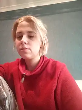 Snapshot of Gussie_Bridie chatting on January 7, 2025, 8:13 am Gussie Bridie online show from January 7, 2025, 8:13 am