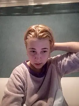 Snapshot of Gussie_Bridie chatting on January 13, 2025, 1:49 pm Gussie Bridie online show from January 13, 2025, 1:49 pm