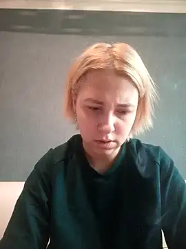 Snapshot of Gussie_Bridie chatting on January 15, 2025, 8:41 am Gussie Bridie online show from January 15, 2025, 8:41 am