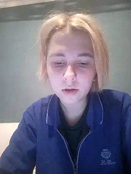 Snapshot of Gussie_Bridie chatting on January 19, 2025, 2:49 pm Gussie Bridie online show from January 19, 2025, 2:49 pm