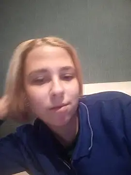 Snapshot of Gussie_Bridie chatting on January 20, 2025, 2:36 pm Gussie Bridie online show from January 20, 2025, 2:36 pm