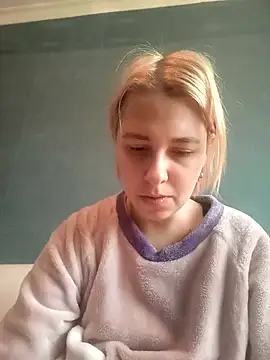 Snapshot of Gussie_Bridie chatting on January 23, 2025, 8:36 am Gussie Bridie online show from January 23, 2025, 8:36 am