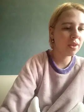 Snapshot of Gussie_Bridie chatting on January 24, 2025, 8:55 am Gussie Bridie online show from January 24, 2025, 8:55 am