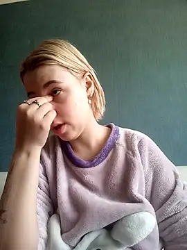 Snapshot of Gussie_Bridie chatting on February 4, 2025, 9:07 am Gussie Bridie online show from February 4, 2025, 9:07 am