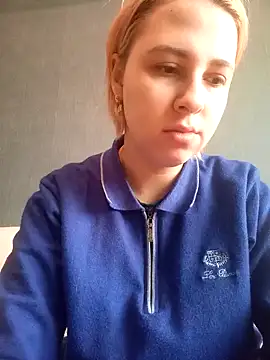 Snapshot of Gussie_Bridie chatting on February 9, 2025, 8:54 am Gussie Bridie online show from February 9, 2025, 8:54 am