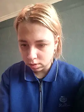 Snapshot of Gussie_Bridie chatting on February 10, 2025, 6:53 am Gussie Bridie online show from February 10, 2025, 6:53 am