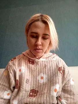 Snapshot of Gussie_Bridie chatting on February 16, 2025, 10:43 am Gussie Bridie online show from February 16, 2025, 10:43 am