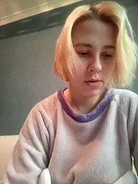 Snapshot of Gussie_Bridie chatting on February 20, 2025, 7:34 am Gussie Bridie online show from February 20, 2025, 7:34 am