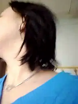 Snapshot of Gussie_Bridie chatting on October 2, 2025, 3:35 am Gussie Bridie online show from October 2, 2025, 3:35 am