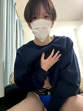 yuuuuma578 online show from December 15, 2025, 3:16 pm