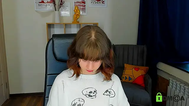 Alina Mills online show from October 14, 2025, 8:59 am