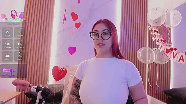 juicy led  online show from February 8, 2025, 11:22 am