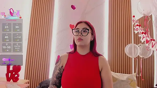 juicy led  online show from February 14, 2025, 11:21 am