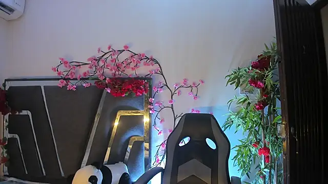 Black Rose2 online show from November 9, 2025, 11:19 am