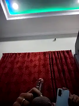 Snapshot of hairy_gun chatting on December 5, 2024, 11:51 pm hairy gun online show from December 5, 2024, 11:51 pm