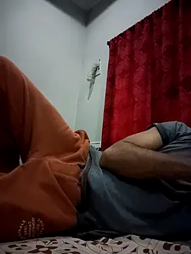 Snapshot of hairy_gun chatting on December 13, 2024, 6:31 am hairy gun online show from December 13, 2024, 6:31 am