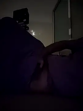 Snapshot of hairy_gun chatting on March 3, 2025, 9:37 pm hairy gun online show from March 3, 2025, 9:37 pm