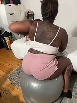 Goddess Nafeesha online show from October 6, 2025, 2:31 am