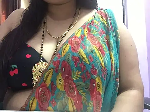 Snapshot of Desi_bhabhiii chatting on February 12, 2025, 9:20 am Desi bhabhiii online show from February 12, 2025, 9:20 am