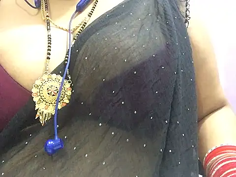 Snapshot of Desi_bhabhiii chatting on March 4, 2025, 8:35 am Desi bhabhiii online show from March 4, 2025, 8:35 am