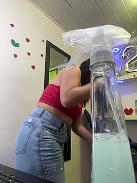  luna torres online show from April 9, 2026, 12:32 pm