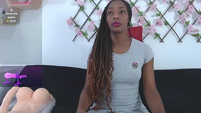 tiffany gomez9 online show from November 27, 2025, 1:46 pm