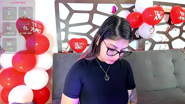 kaia cooper4 online show from February 17, 2025, 2:04 pm