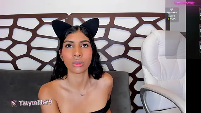 Snapshot of taty_miller chatting on January 3, 2025, 8:22 pm taty miller online show from January 3, 2025, 8:22 pm