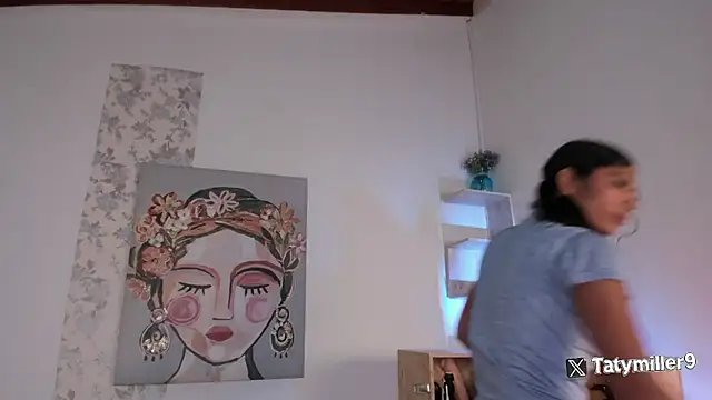 Snapshot of taty_miller chatting on January 17, 2025, 8:22 pm taty miller online show from January 17, 2025, 8:22 pm