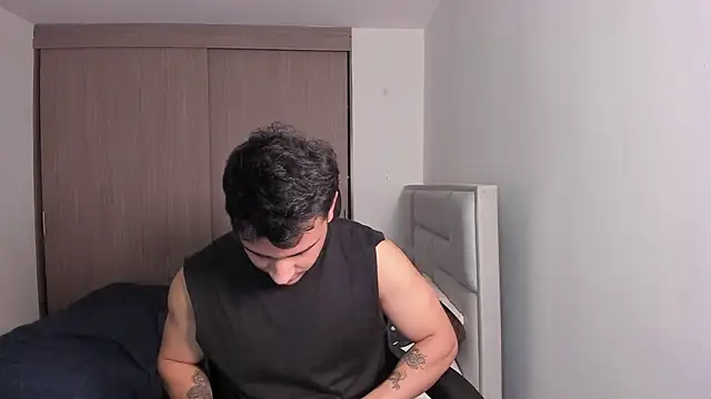 Snapshot of JayMarcos_ chatting on December 27, 2024, 4:47 am JayMarcos online show from December 27, 2024, 4:47 am