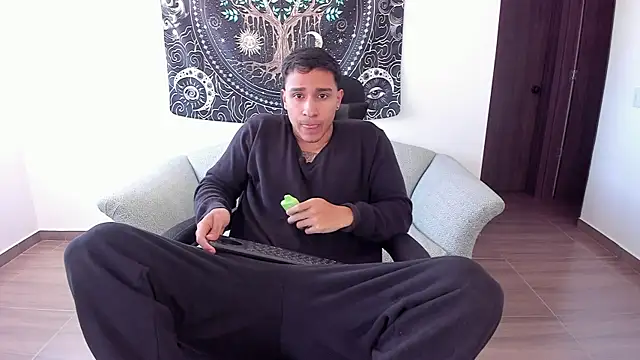 Snapshot of JayMarcos_ chatting on January 18, 2025, 7:15 pm JayMarcos online show from January 18, 2025, 7:15 pm