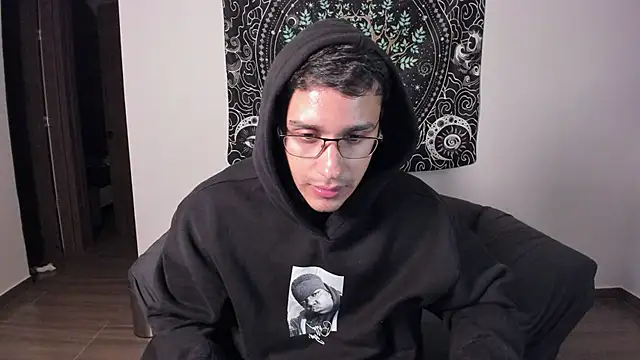 Snapshot of JayMarcos_ chatting on January 31, 2025, 2:48 am JayMarcos online show from January 31, 2025, 2:48 am