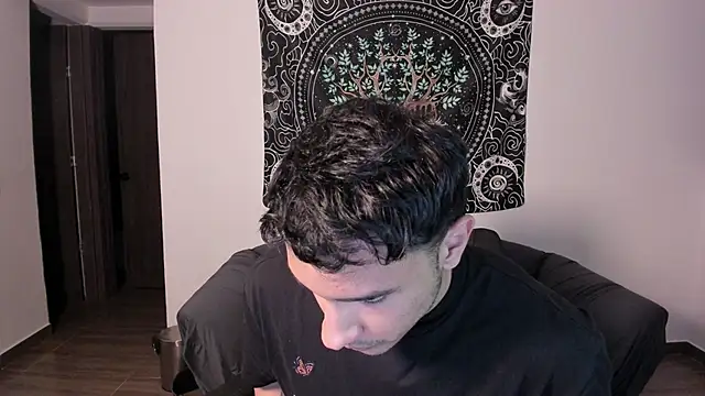 Snapshot of JayMarcos_ chatting on February 10, 2025, 3:24 am JayMarcos online show from February 10, 2025, 3:24 am