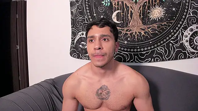 Snapshot of JayMarcos_ chatting on February 13, 2025, 4:22 am JayMarcos online show from February 13, 2025, 4:22 am