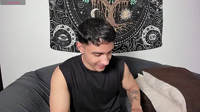 Snapshot of JayMarcos_ chatting on March 6, 2025, 4:19 am JayMarcos online show from March 6, 2025, 4:19 am