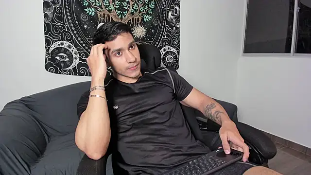 Snapshot of JayMarcos_ chatting on March 17, 2025, 2:08 am JayMarcos online show from March 17, 2025, 2:08 am