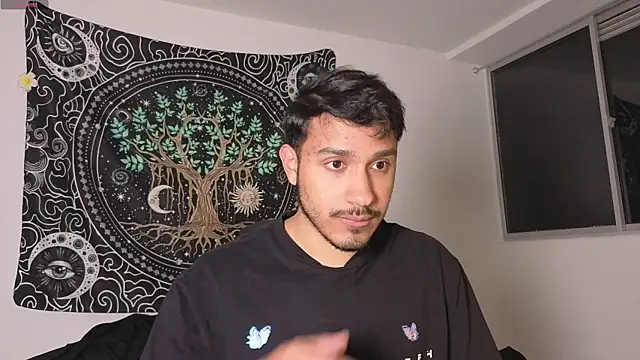 Snapshot of JayMarcos_ chatting on October 4, 2025, 1:36 am JayMarcos online show from October 4, 2025, 1:36 am