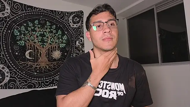 Snapshot of JayMarcos_ chatting on October 11, 2025, 12:54 am JayMarcos online show from October 11, 2025, 12:54 am