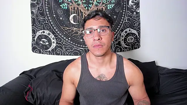 Snapshot of JayMarcos_ chatting on October 13, 2025, 4:23 am JayMarcos online show from October 13, 2025, 4:23 am