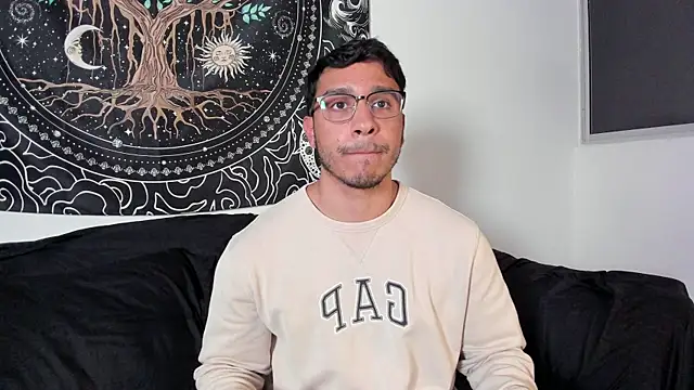 Snapshot of JayMarcos_ chatting on October 24, 2025, 3:36 am JayMarcos online show from October 24, 2025, 3:36 am