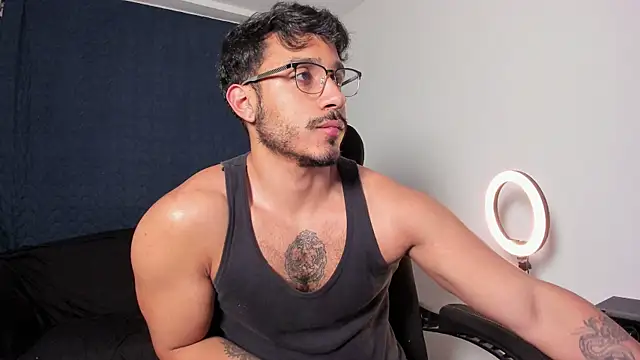 JayMarcos  online show from December 2, 2025, 7:47 am