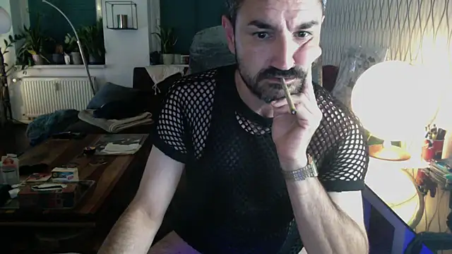 Snapshot of tomz0819 chatting on July 9, 2026, 1:09 am tomz0819 online show from July 9, 2026, 1:09 am