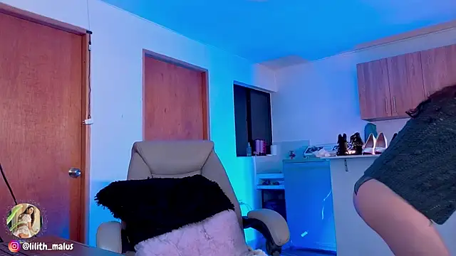 Lilith malum online show from October 19, 2025, 8:20 pm