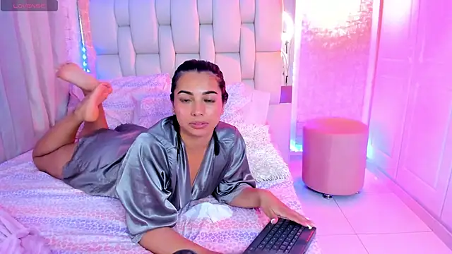AlexandraaMillerr online show from February 26, 2025, 8:22 pm