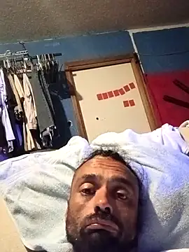 C8L3U online show from April 24, 2026, 3:09 am