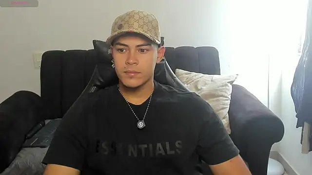 Iamdylan777 online show from March 20, 2026, 1:16 pm