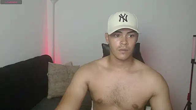 Snapshot of Iamdylan777 chatting on June 21, 2026, 2:58 am Iamdylan777 online show from June 21, 2026, 2:58 am